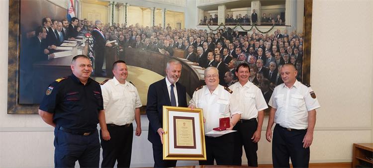 Slika /slike/HVZ-posjet B.W Hrvatskoj (10).jpg